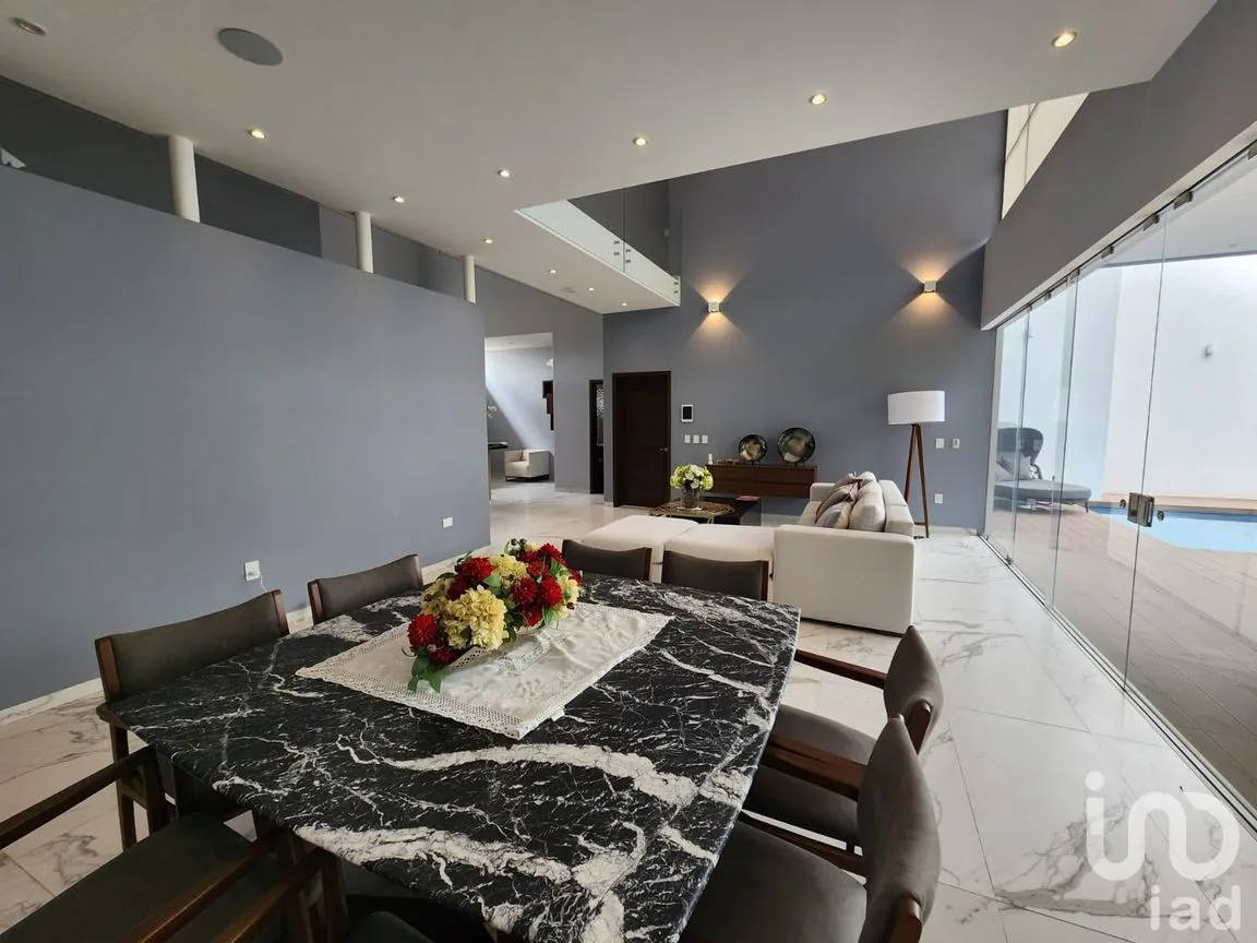 Casa en Venta en El Mascareño, Cuernavaca, Morelos | NEX-262422 | iad México | Foto 2 de 20