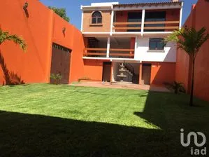 NEX-286625 - Casa en Venta, con 2 recamaras, con 1 baño, con 280 m2 de construcción en José María Morelos y Pavón, CP 55718, México.
