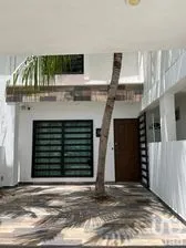 NEX-245127 - Casa en Venta, con 3 recamaras, con 2 baños, con 121 m2 de construcción.