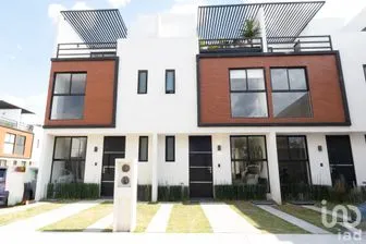 NEX-286631 - Casa en Venta, con 3 recamaras, con 2 baños, con 92 m2 de construcción en El Carmen, CP 72702, Puebla.