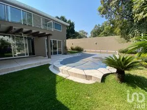 NEX-262521 - Casa en Venta, con 3 recamaras, con 2 baños, con 257 m2 de construcción.