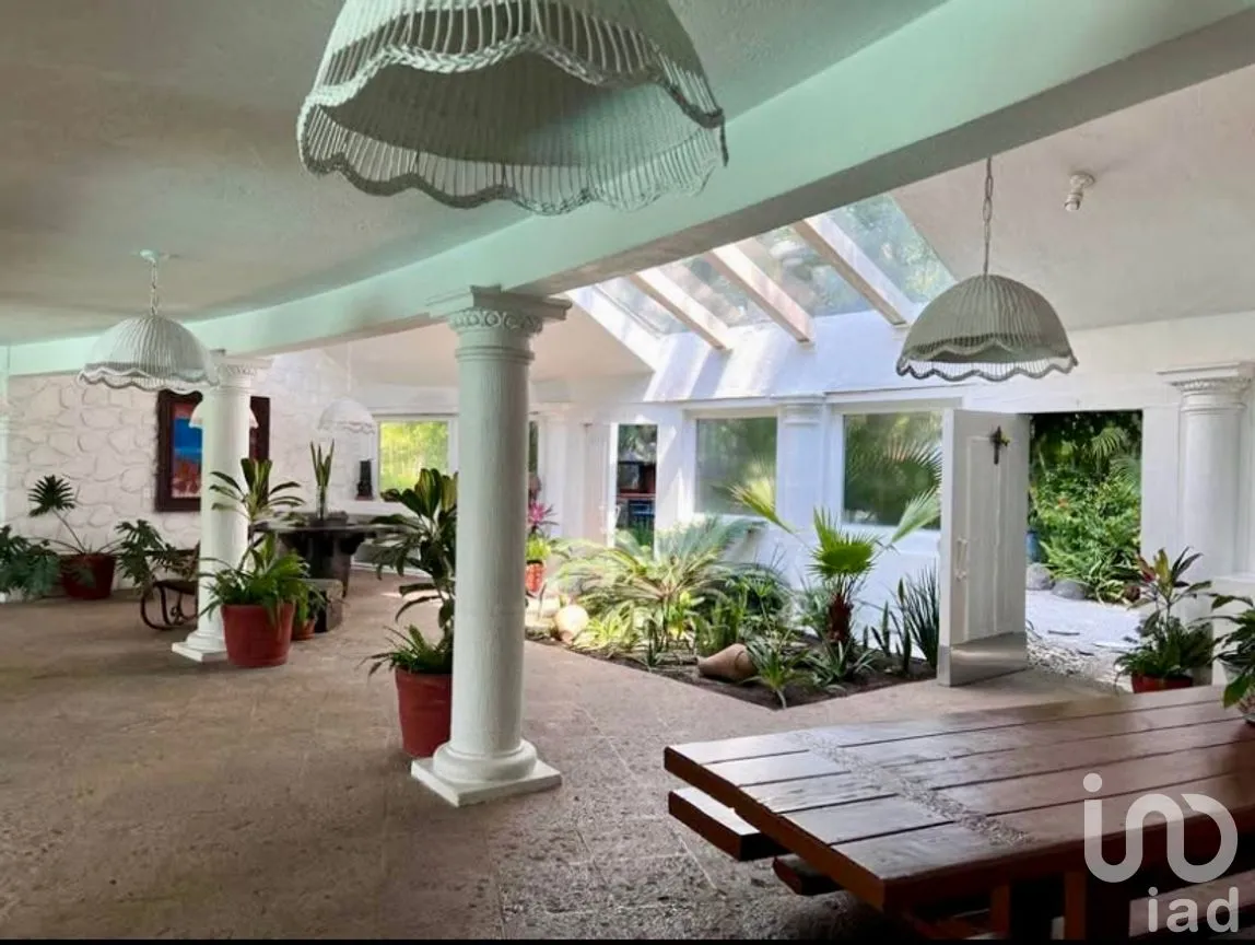 Casa en Venta en Rancho Tetela, Cuernavaca, Morelos | NEX-263425 | iad México | Foto 2 de 14