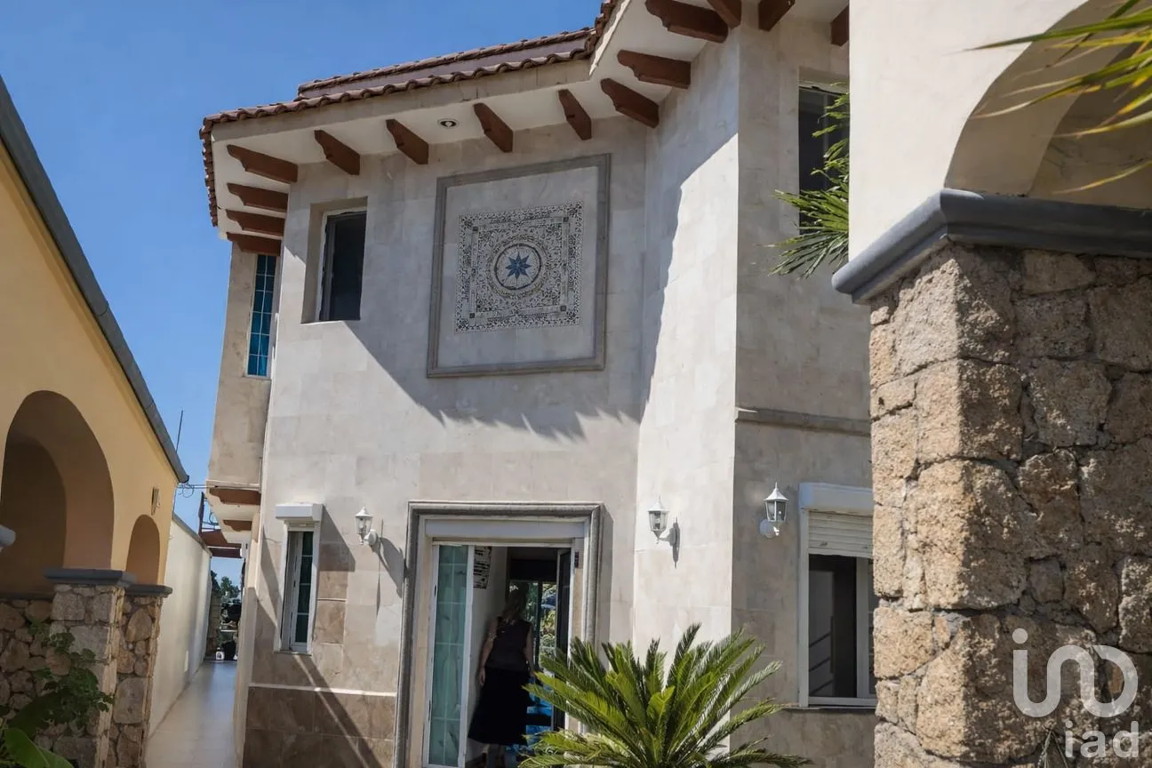 Casa en Venta en Rancho Cortes, Cuernavaca, Morelos | NEX-285700 | iad México | Foto 1 de 16