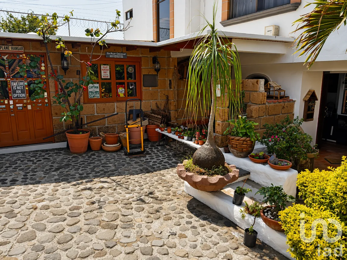 Casa en Venta en Santa María Ahuacatitlán, Cuernavaca, Morelos | NEX-296719 | iad México | Foto 9 de 21