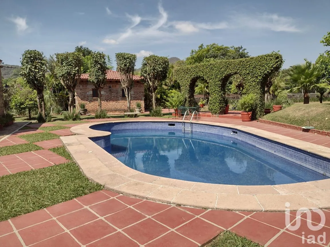 Casa en Venta en Amatlán de Quetzalcóatl, Tepoztlán, Morelos | NEX-297473 | iad México | Foto 2 de 13
