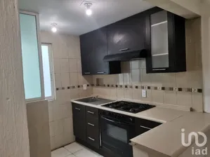 NEX-287380 - Departamento en Venta, con 3 recamaras, con 1 baño, con 64 m2 de construcción.
