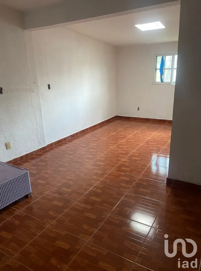 Casa en Venta en Bosques del Lago, Cuautitlán Izcalli, México | NEX-302834 | iad México | Foto 3 de 12
