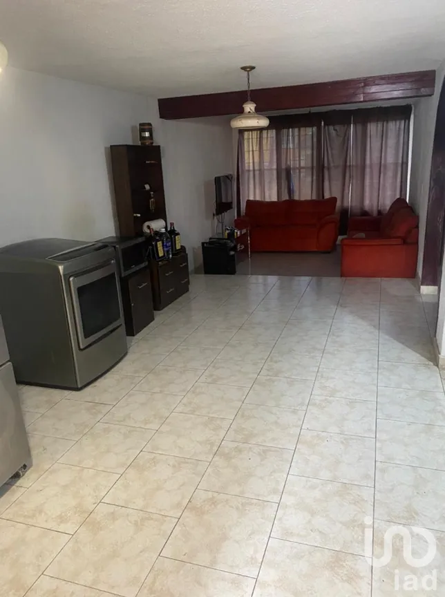 Casa en Venta en Bosques del Lago, Cuautitlán Izcalli, México | NEX-302834 | iad México | Foto 4 de 12