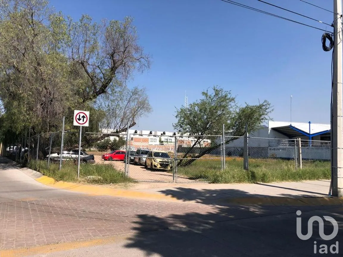 Terreno en Venta en Alamedas de Alcázar, León, Guanajuato | NEX-245257 | iad México | Foto 6 de 14