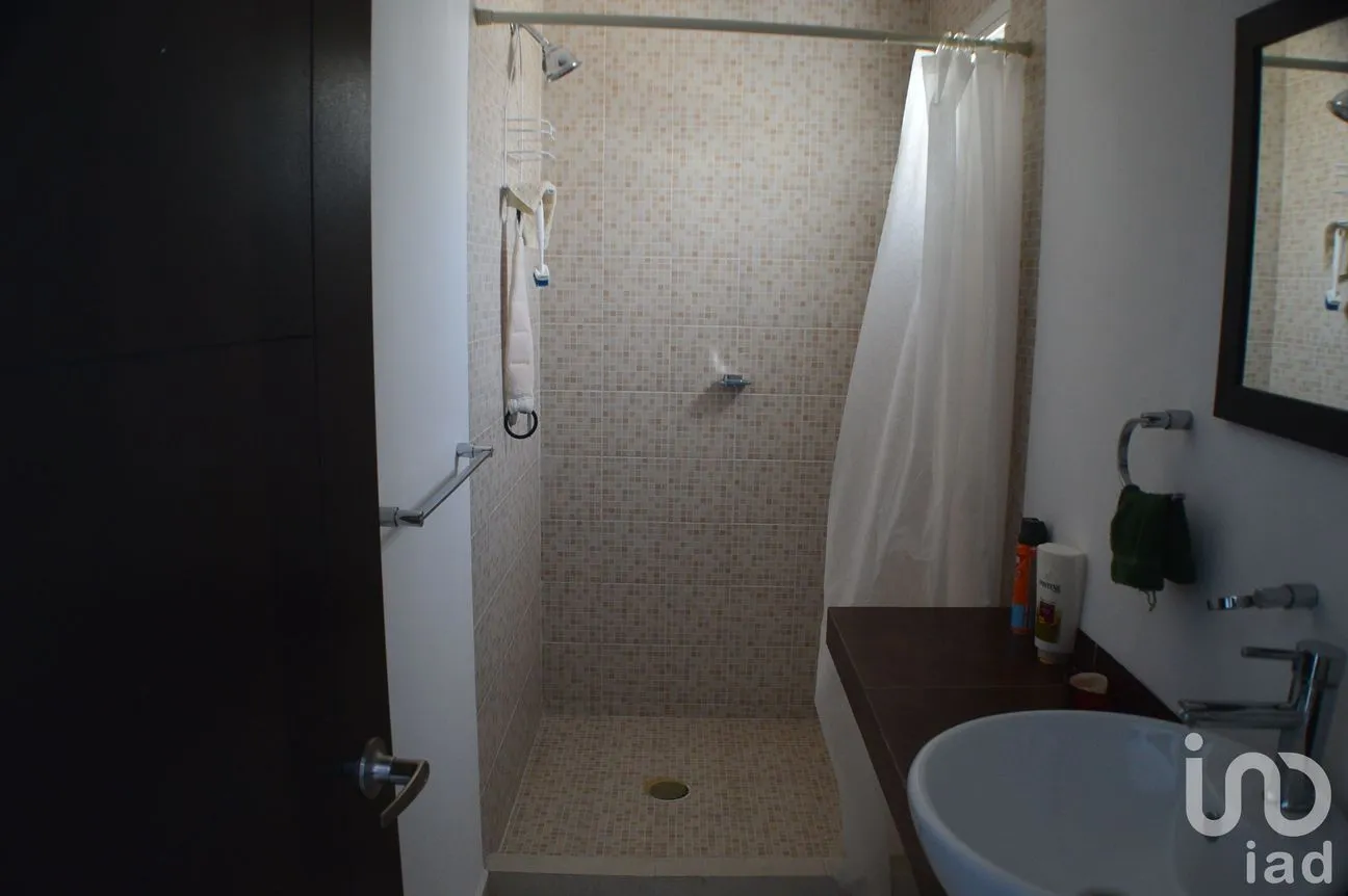 Casa en Venta en Residencial Puerta de Piedra, Celaya, Guanajuato | NEX-247433 | iad México | Foto 17 de 29