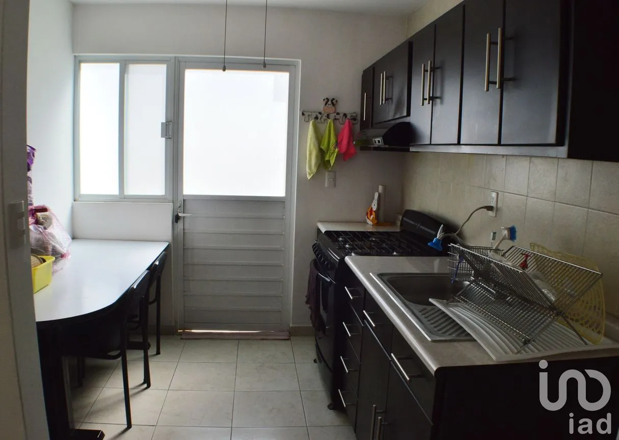 Casa en Venta en Residencial Puerta de Piedra, Celaya, Guanajuato | NEX-247433 | iad México | Foto 7 de 29