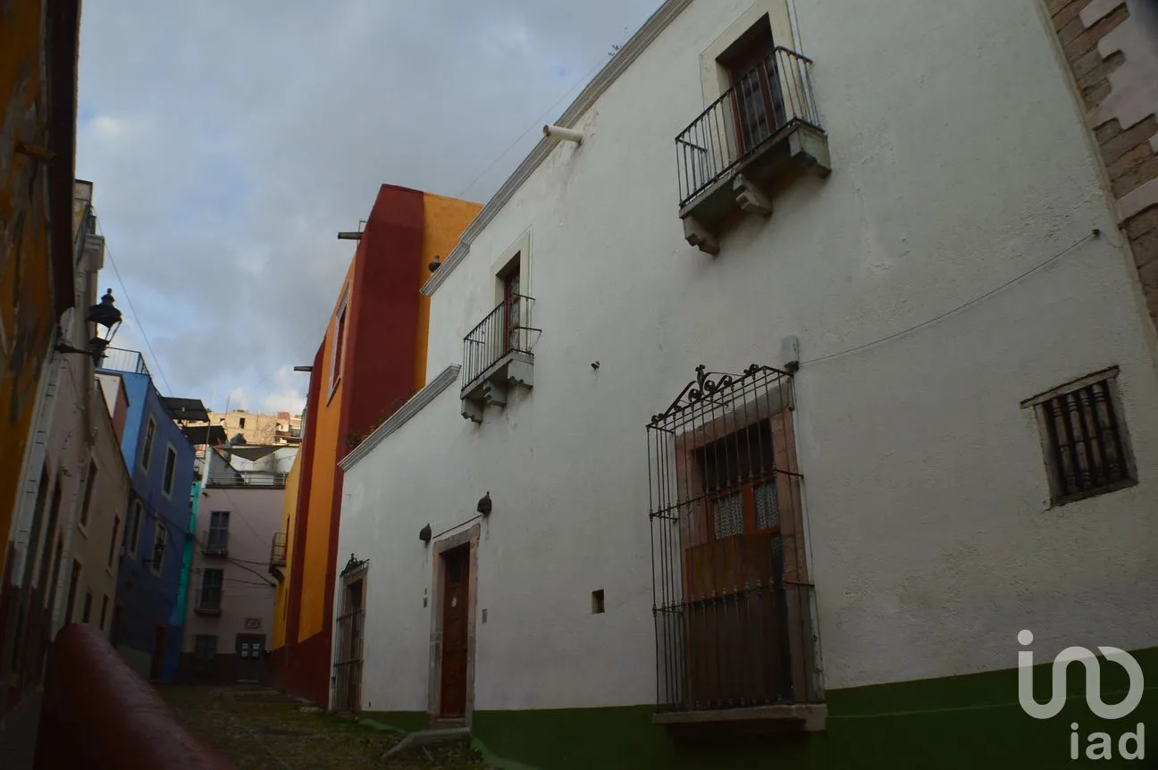 Casa en Venta en Guanajuato Centro, Guanajuato, Guanajuato | NEX-265218 | iad México | Foto 3 de 34