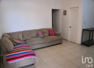 NEX-301367 - Departamento en Renta, con 2 recamaras, con 2 baños, con 100 m2 de construcción.