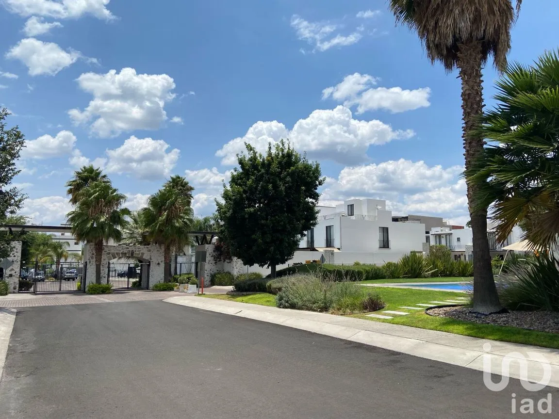 Casa en Venta en Juriquilla Residencial, Querétaro, Querétaro | NEX-298105 | iad México | Foto 2 de 19