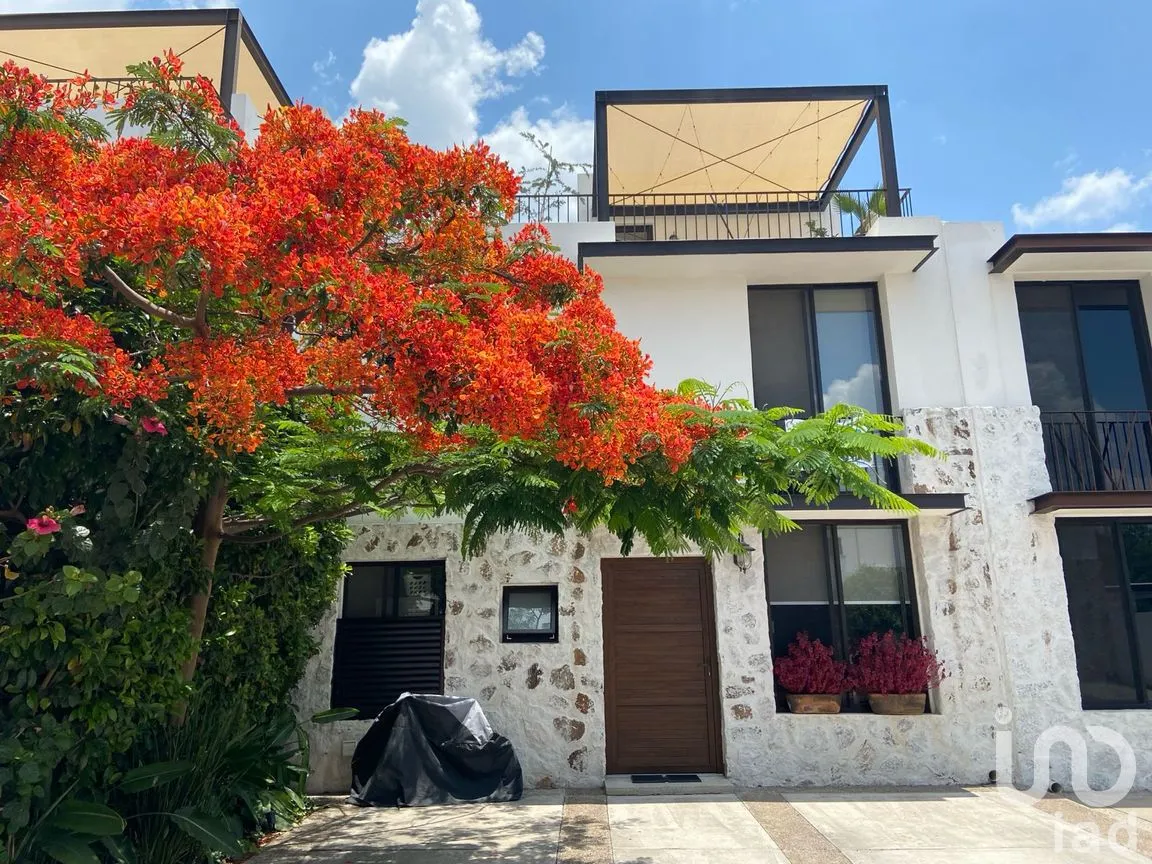 Casa en Venta en Juriquilla Residencial, Querétaro, Querétaro | NEX-298105 | iad México | Foto 1 de 19
