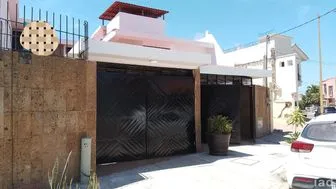 NEX-248676 - Casa en Renta, con 4 recamaras, con 4 baños, con 110 m2 de construcción en Lomas de Mazatlán, CP 82110, Sinaloa.