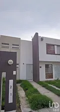 NEX-251945 - Casa en Venta, con 3 recamaras, con 1 baño, con 110 m2 de construcción en Lomas del Pedregal, CP 76220, Querétaro.