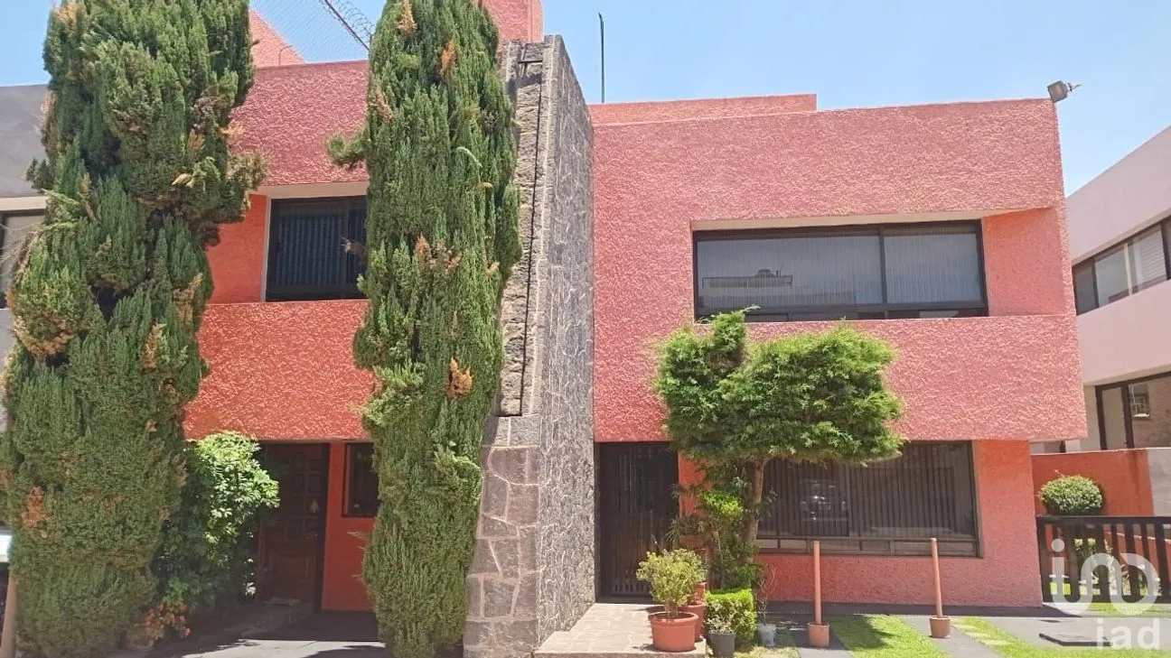 Casa en Venta en San Jerónimo Aculco, La Magdalena Contreras, Ciudad de México | NEX-254851 | iad México | Foto 2 de 28