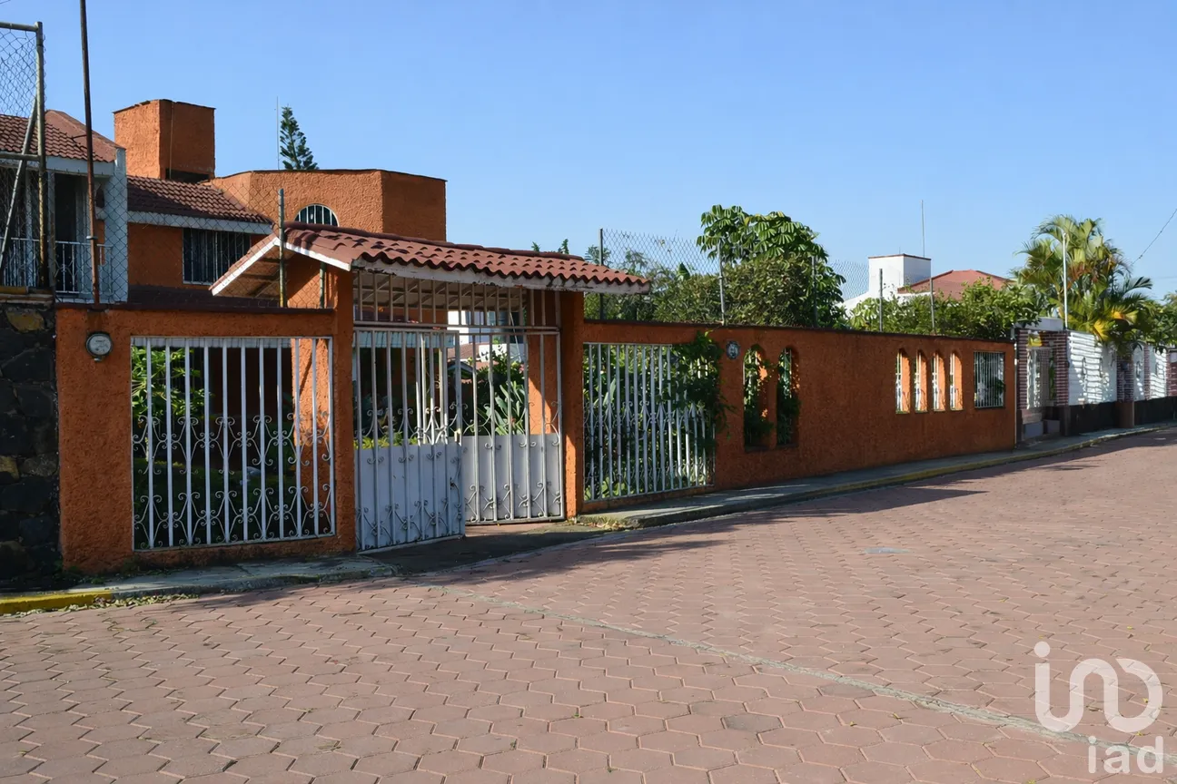 Casa en Venta en Vergeles de Oaxtepec, Yautepec, Morelos | NEX-266208 | iad México | Foto 2 de 26