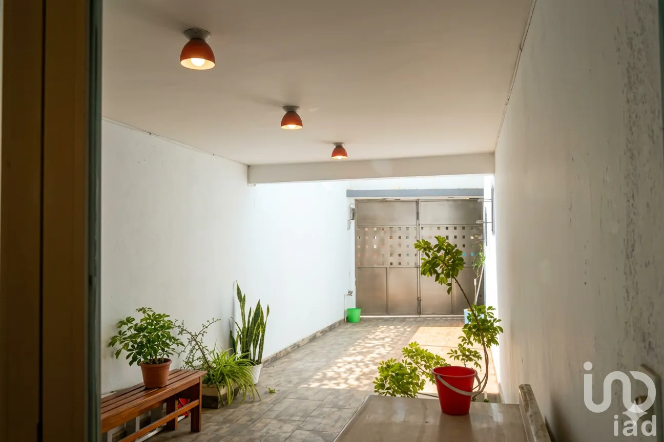 Casa en Venta en Las Margaritas, Tlalnepantla de Baz, México | NEX-287250 | iad México | Foto 2 de 21