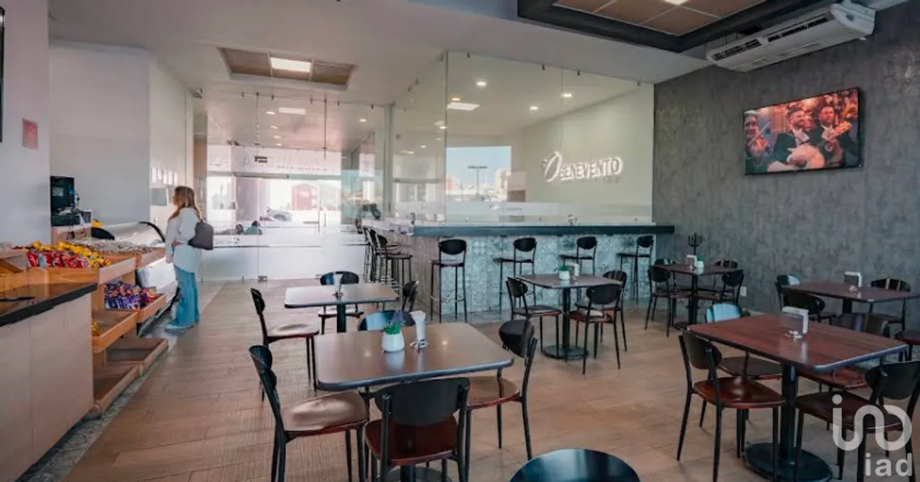 Local en Venta en Juriquilla, Querétaro, Querétaro | NEX-252350 | iad México | Foto 2 de 7