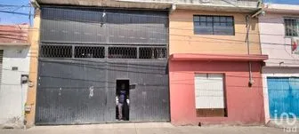 NEX-253085 - Casa en Venta, con 7 recamaras, con 4 baños, con 420 m2 de construcción.