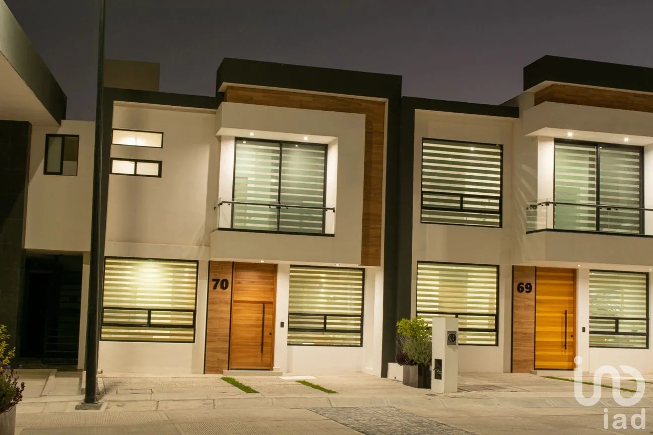 Casa en Venta en Nuevo Refugio, Querétaro, Querétaro | NEX-298204 | iad México | Foto 1 de 12