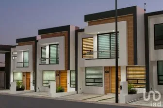 NEX-298312 - Casa en Venta, con 4 recamaras, con 3 baños, con 237 m2 de construcción en Nuevo Refugio, CP 76237, Querétaro.