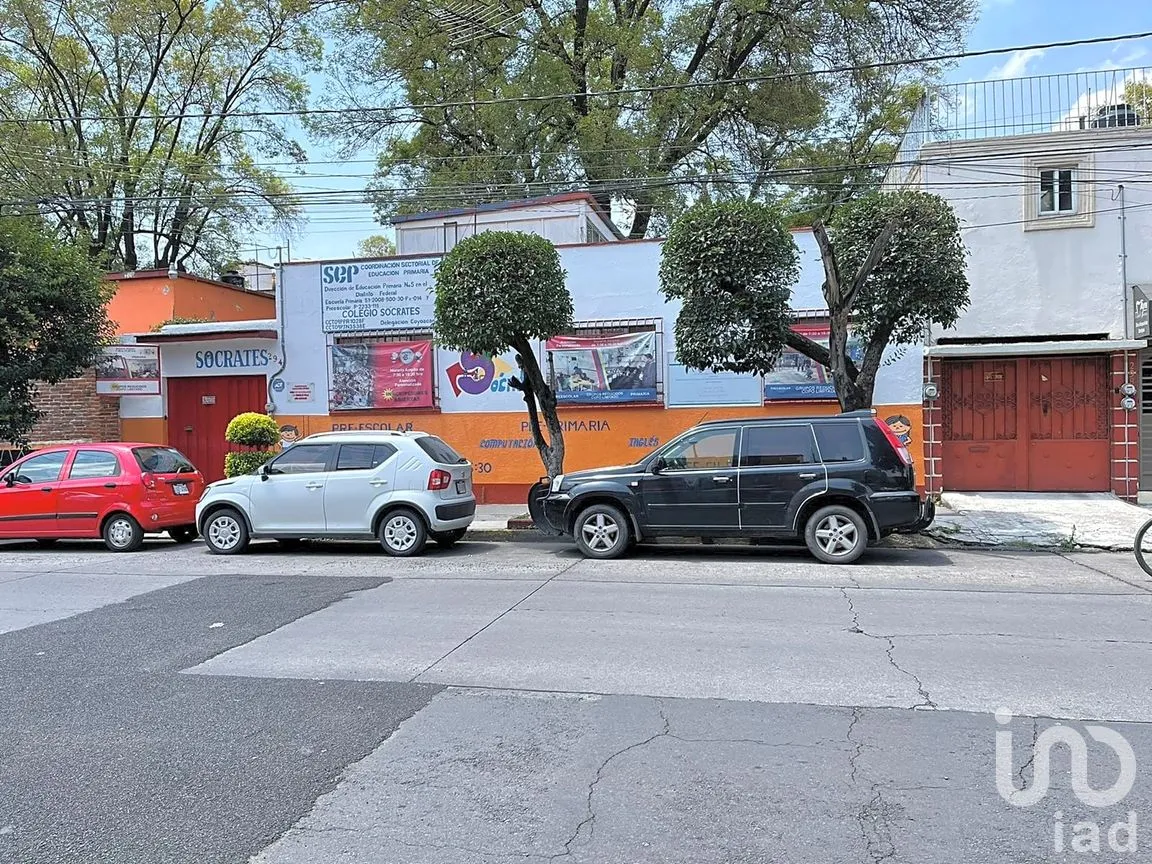 Casa en Venta en Del Carmen, Coyoacán, Ciudad de México | NEX-250837 | iad México | Foto 2 de 29