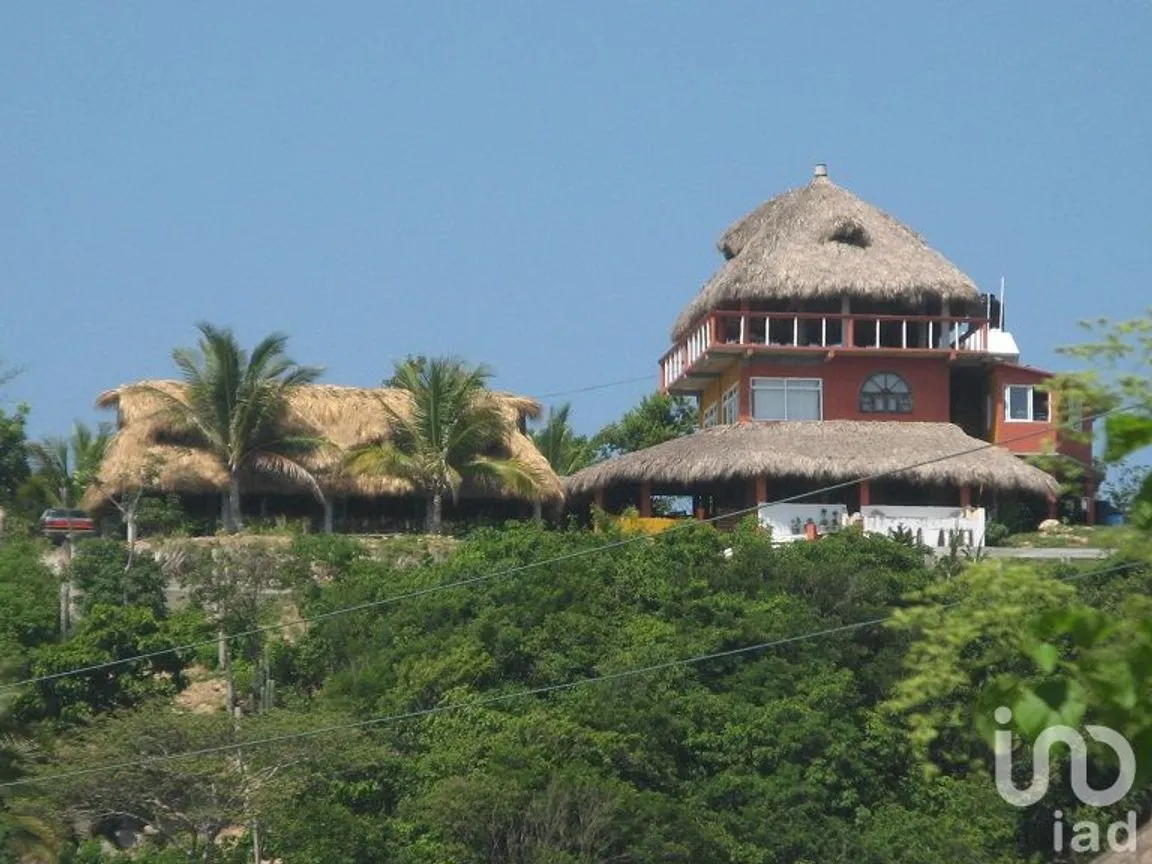 Casa en Venta en Playa Zipolite, San Pedro Pochutla, Oaxaca | NEX-247870 | iad México | Foto 1 de 12