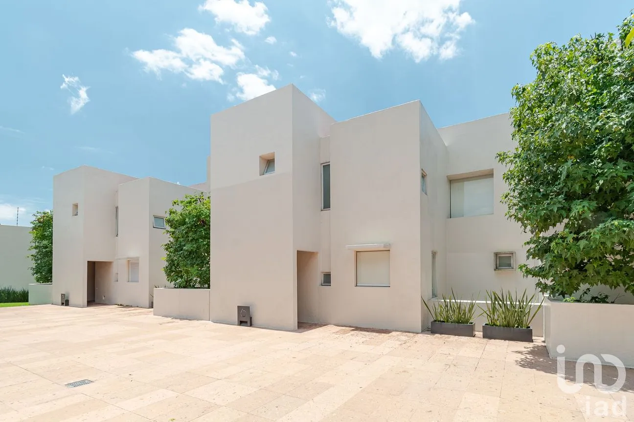 Casa en Venta en Tetelpan, Álvaro Obregón, Ciudad de México | NEX-250980 | iad México | Foto 1 de 20