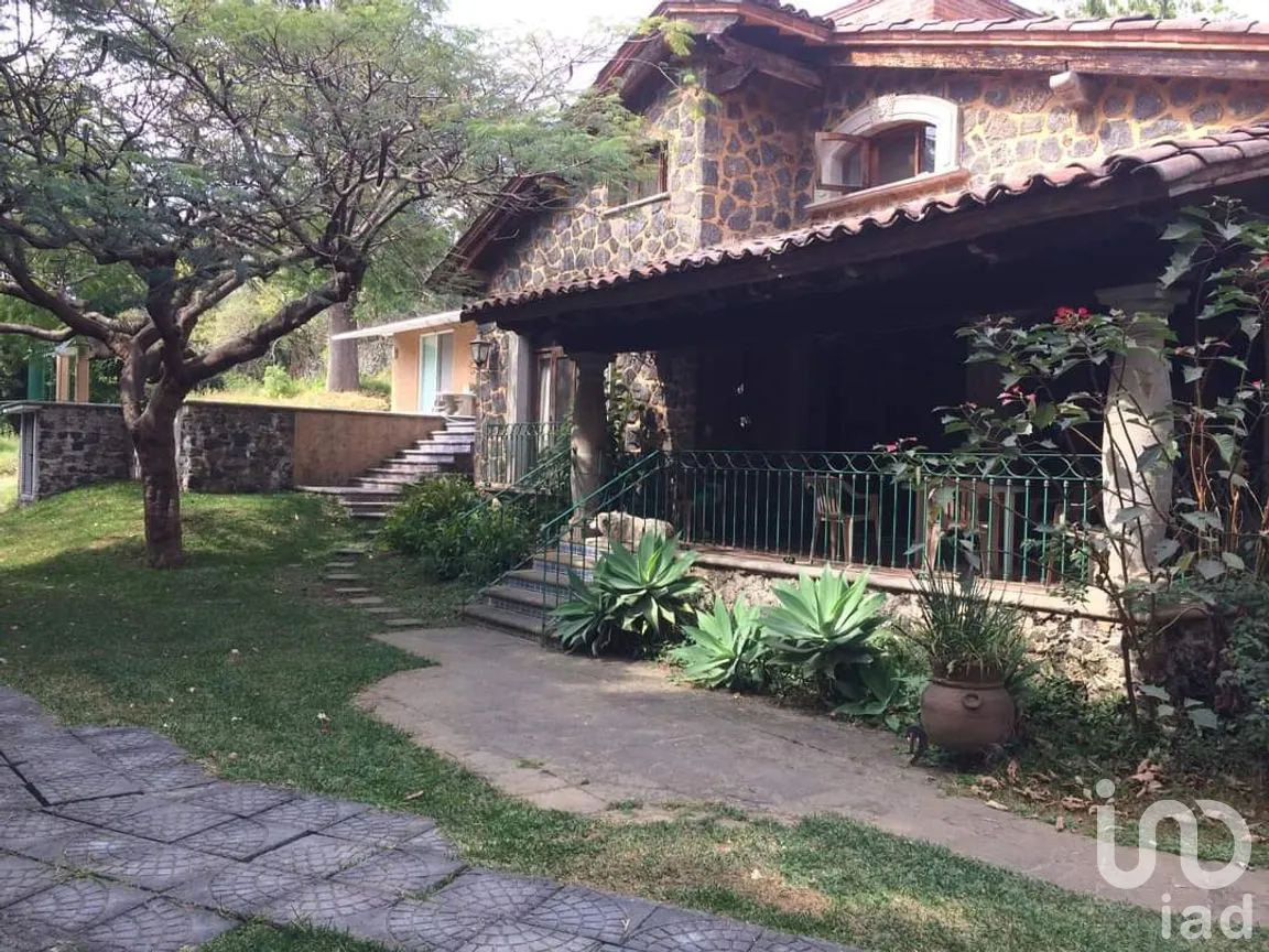 Casa en Venta en Ahuatepec, Cuernavaca, Morelos | NEX-249205 | iad México | Foto 1 de 11