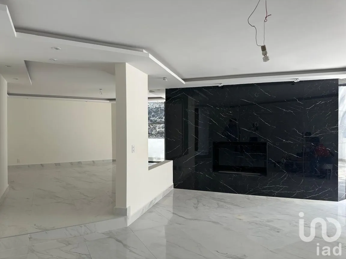 Casa en Venta en La Herradura del Pueblo Tetelpan, Álvaro Obregón, Ciudad de México | NEX-256471 | iad México | Foto 3 de 16