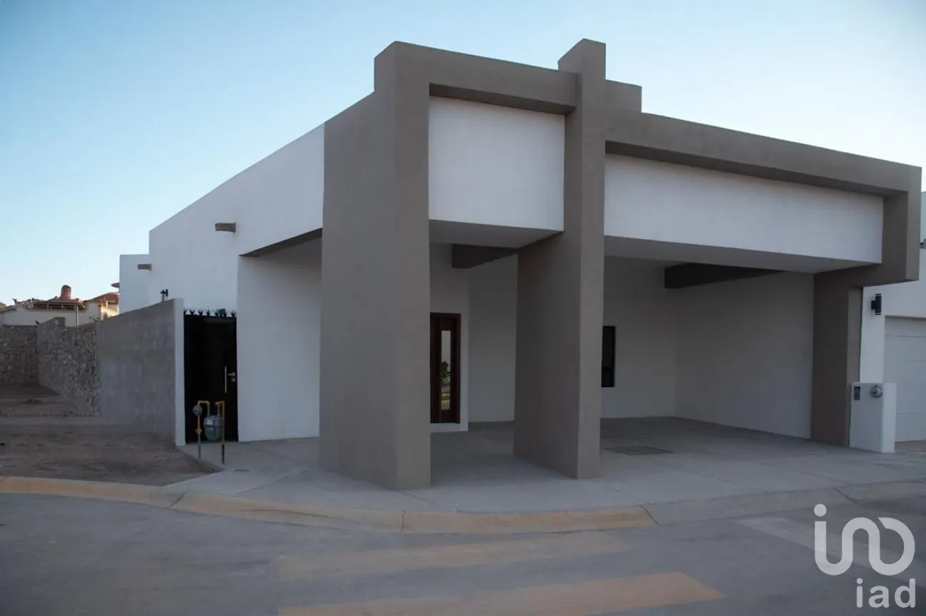 Casa en Venta en La Zarzuela Residencial, Juárez, Chihuahua | NEX-254078 | iad México | Foto 2 de 10