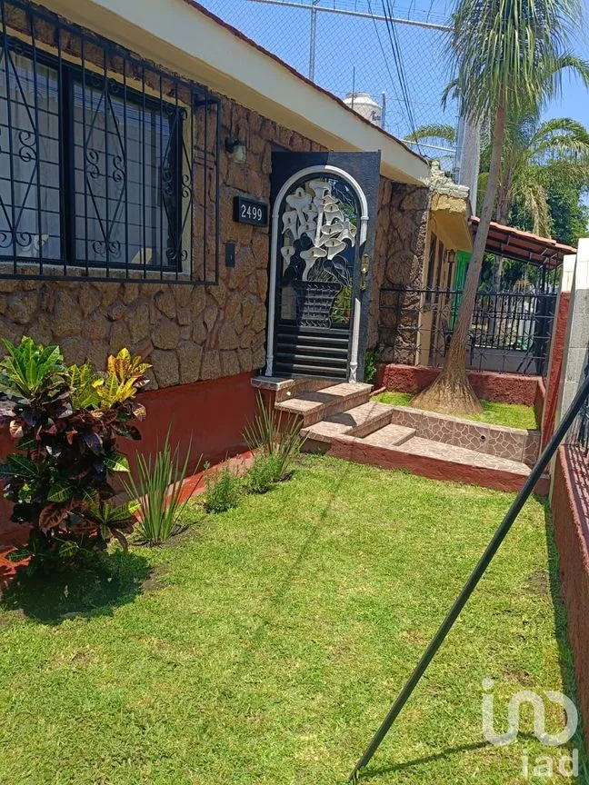 Casa en Venta en Oblatos, Guadalajara, Jalisco | NEX-249038 | iad México | Foto 1 de 17