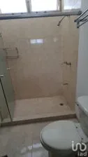 NEX-252636 - Casa en Venta, con 3 recamaras, con 3 baños, con 335 m2 de construcción.