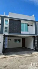 NEX-253491 - Departamento en Venta, con 2 recamaras, con 2 baños, con 160 m2 de construcción.