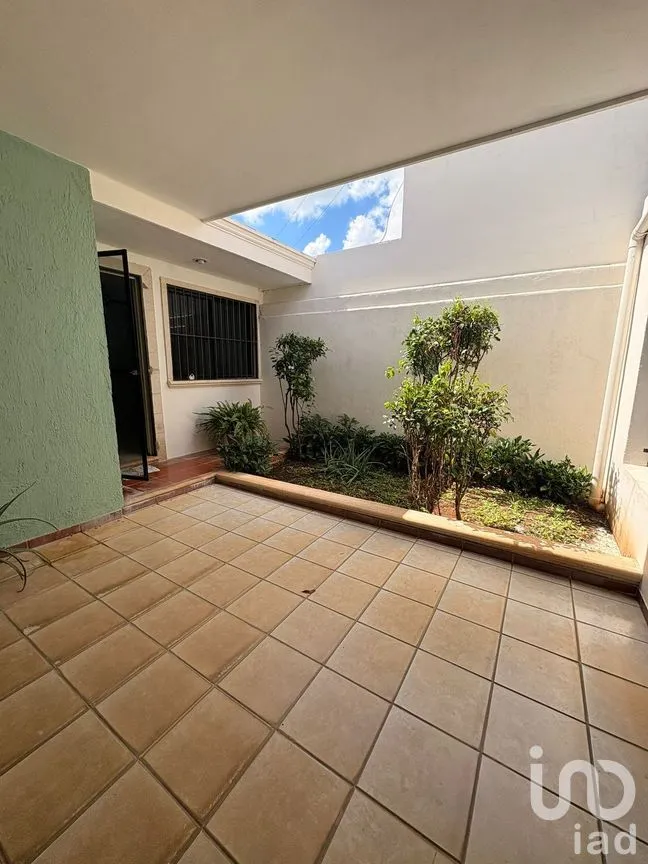 Casa en Venta en Polígono 108, Mérida, Yucatán | NEX-266137 | iad México | Foto 1 de 12