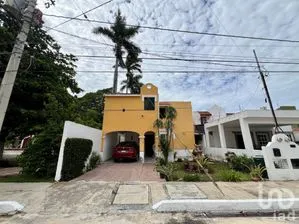 NEX-285371 - Casa en Venta, con 3 recamaras, con 2 baños, con 160 m2 de construcción en Chuburna de Hidalgo, CP 97205, Yucatán.