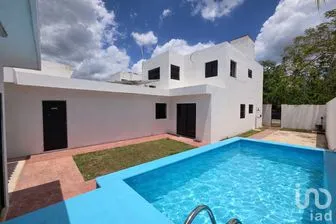 NEX-296440 - Casa en Venta, con 6 recamaras, con 5 baños, con 279 m2 de construcción en Gran Santa Fe, CP 97314, Yucatán.
