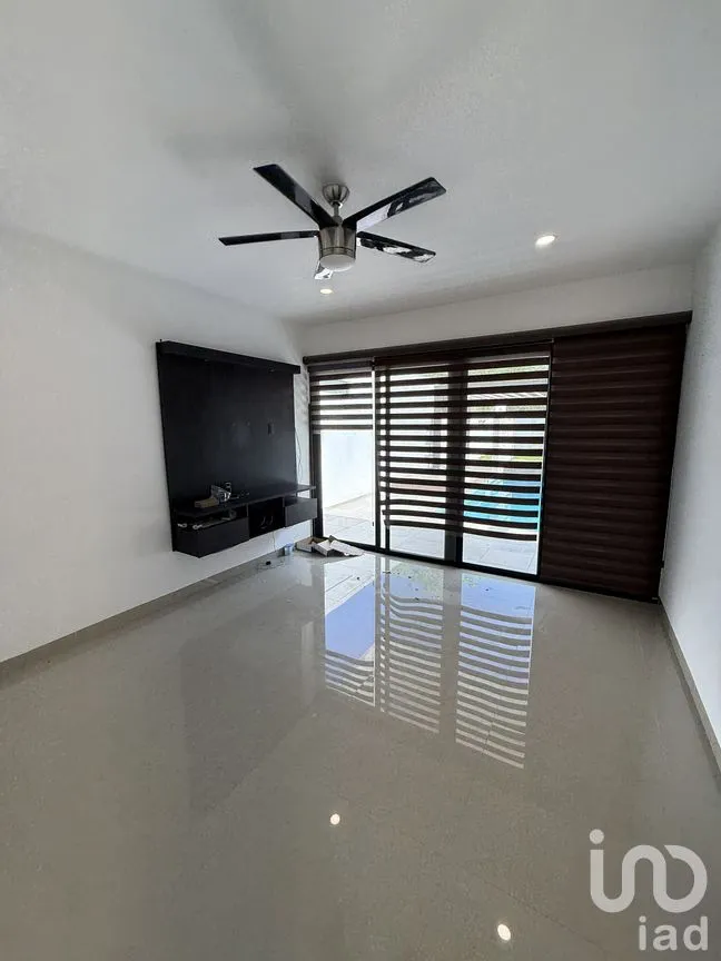 Casa en Venta en Jardines de Rejoyada, Mérida, Yucatán | NEX-298902 | iad México | Foto 8 de 33