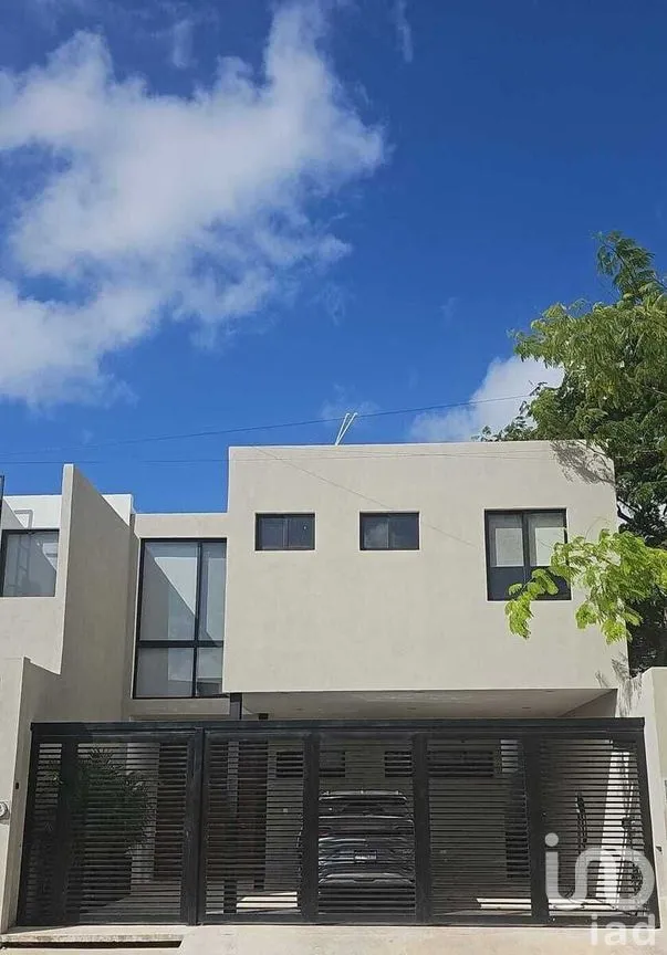 Casa en Venta en Temozón Norte, Mérida, Yucatán | NEX-299424 | iad México | Foto 1 de 14