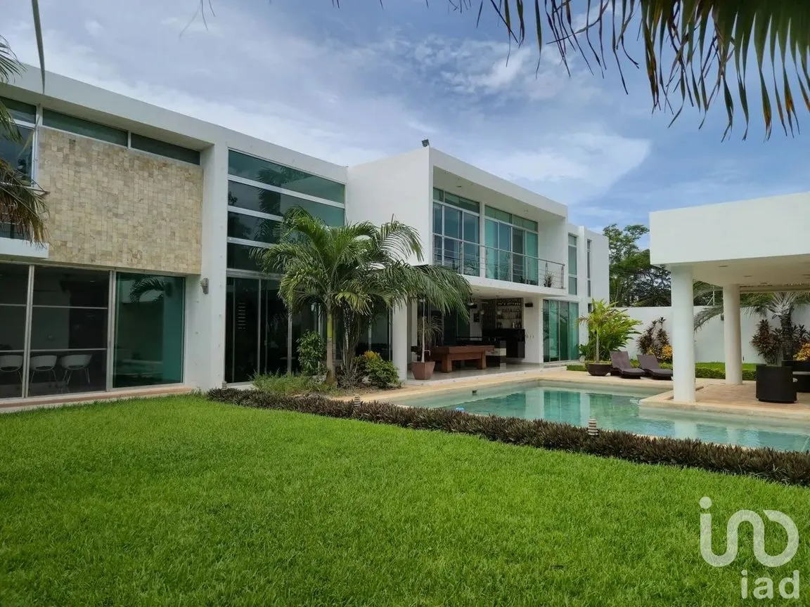 Casa en Venta en Temozón Norte, Mérida, Yucatán | NEX-305632 | iad México | Foto 1 de 21
