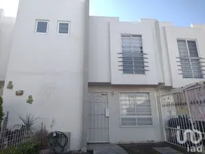 NEX-144776 - Casa en Renta, con 3 recamaras, con 2 baños, con 95 m2 de construcción en Los Héroes Tizayuca, CP 43816, Hidalgo.