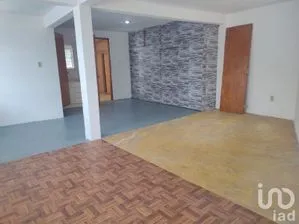 NEX-151778 - Casa en Renta, con 2 recamaras, con 1 baño, con 175 m2 de construcción en Santiago Sur, CP 08800, Ciudad de México.