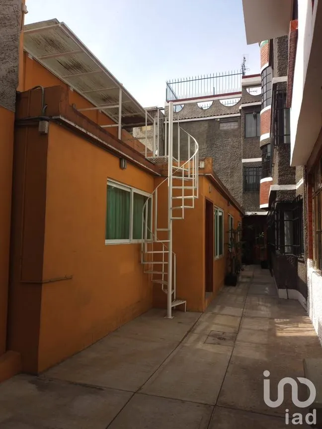 Casa en Venta en Santa Bárbara, Iztapalapa, Ciudad de México | NEX-194099 | iad México | Foto 2 de 10