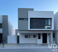 NEX-249841 - Casa en Venta, con 3 recamaras, con 2 baños, con 213 m2 de construcción en Waterfill Río Bravo, CP 32553, Chihuahua.