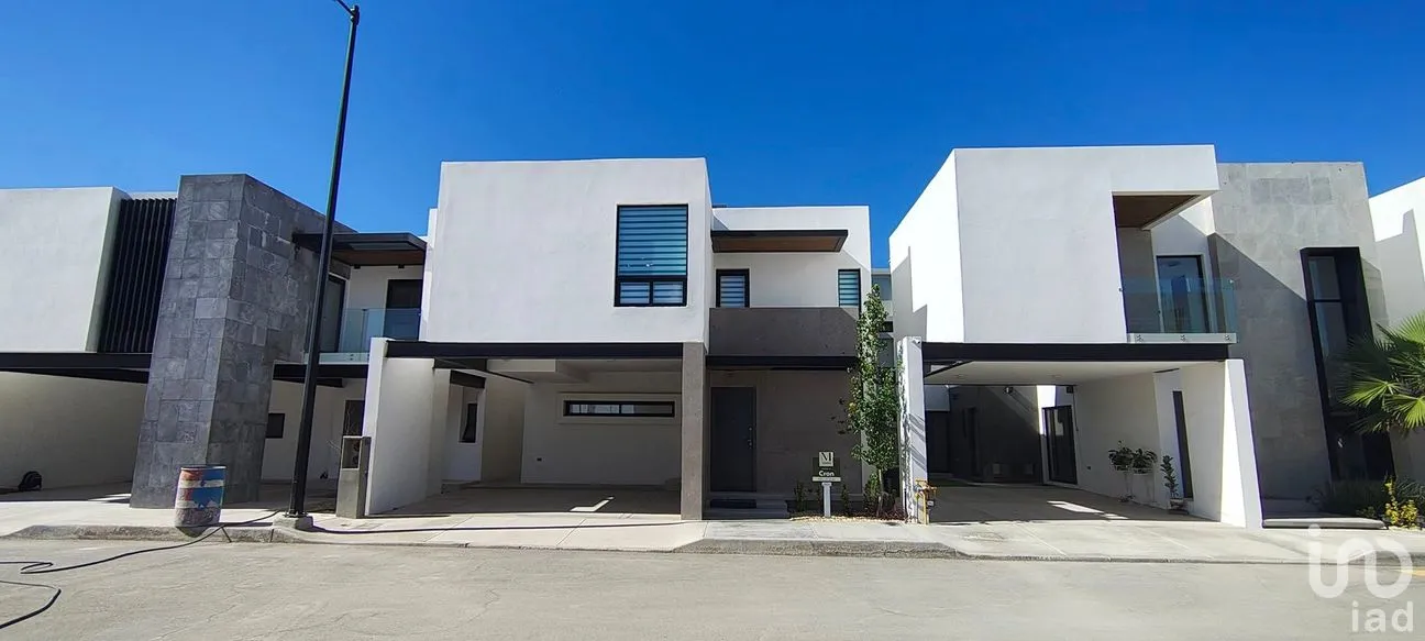 Casa en Venta en Arcoíris, Juárez, Chihuahua | NEX-262950 | iad México | Foto 1 de 14