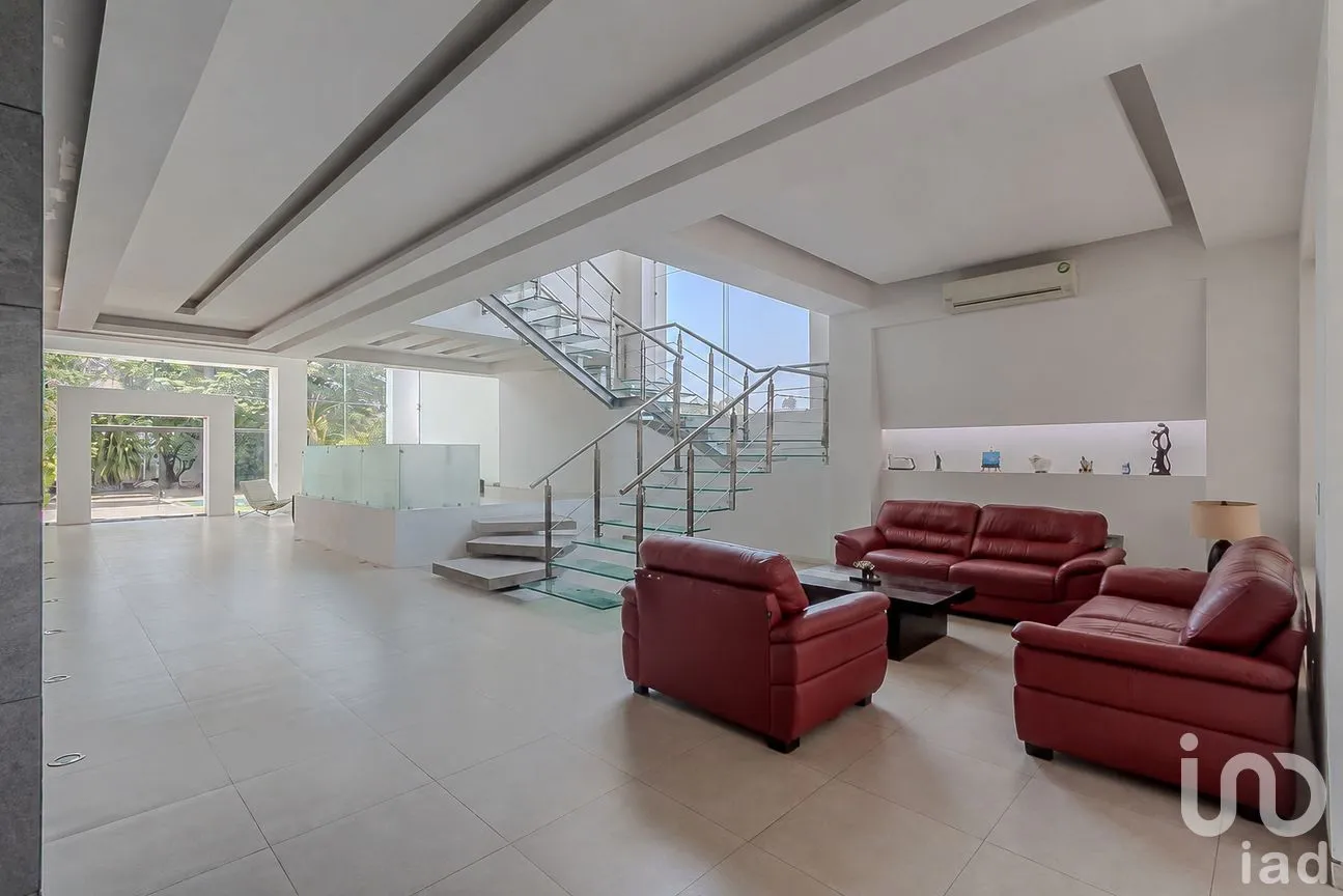 Casa en Venta en Paraíso Country Club, Emiliano Zapata, Morelos | NEX-293433 | iad México | Foto 3 de 23
