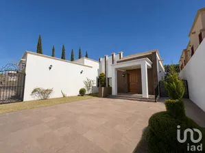 NEX-297733 - Casa en Venta, con 5 recamaras, con 5 baños, con 426 m2 de construcción en Hacienda de la Paloma, CP 32545, Chihuahua.